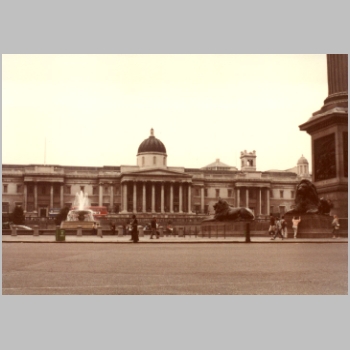 1984-08 - Britain Tour 58 - Trafalgar Square.jpg